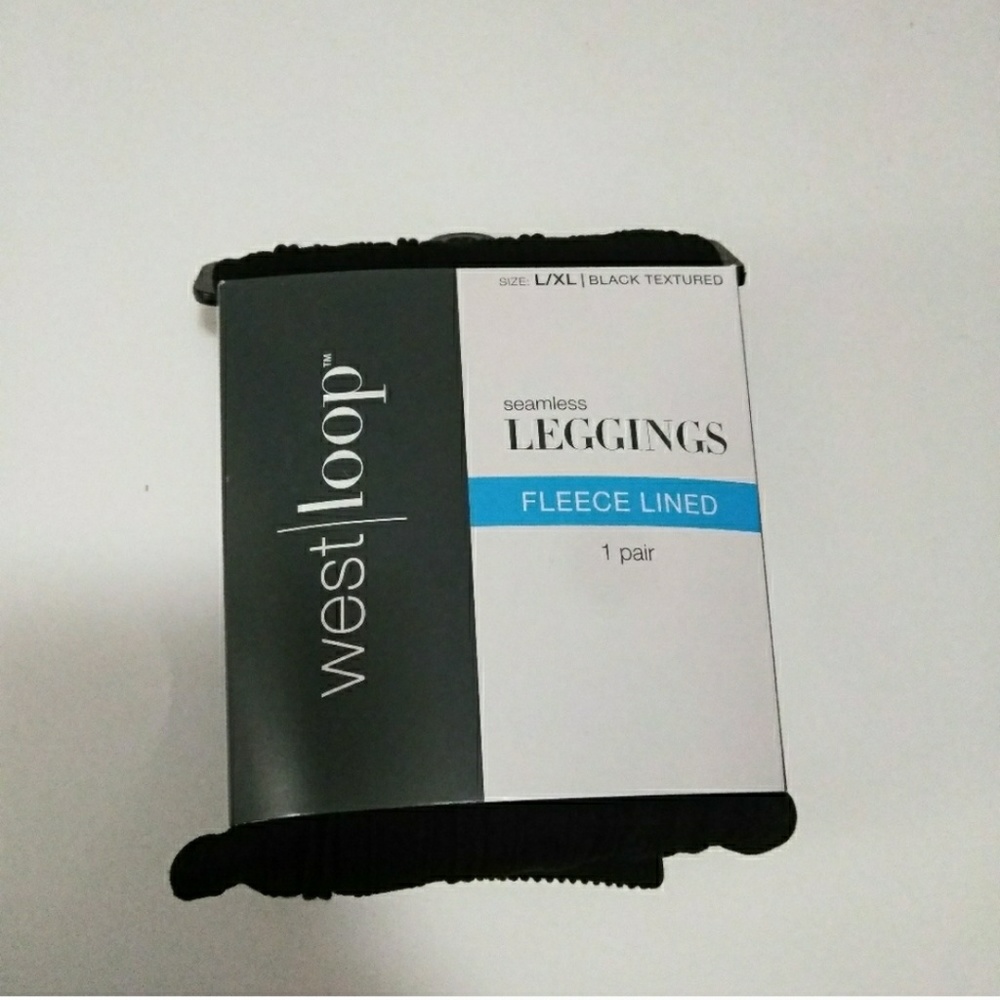 NWT Black Fleece Lined Leggings